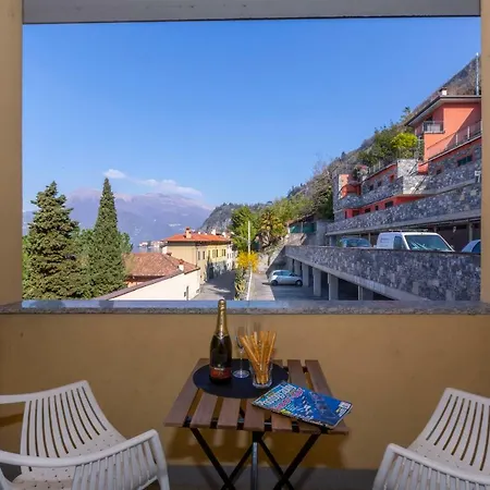 Apartment Fontana Del